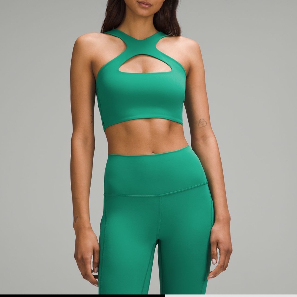 Bend This Scoop and Cross Bra *A-C Cups Size XXs/Xs in Cascadia Green